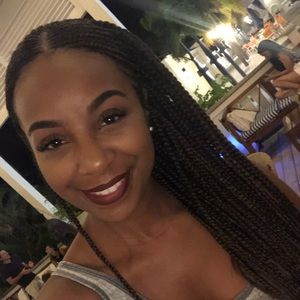 Meet your Posher, Cymara